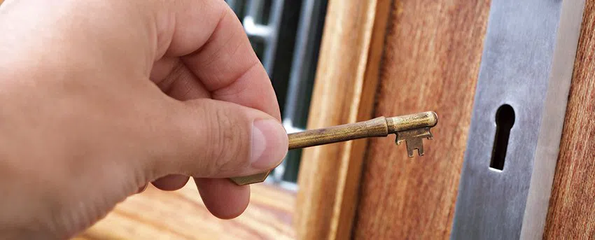 Central Locksmith Store Minneapolis, MN 612-338-4143 - lockout-service-01